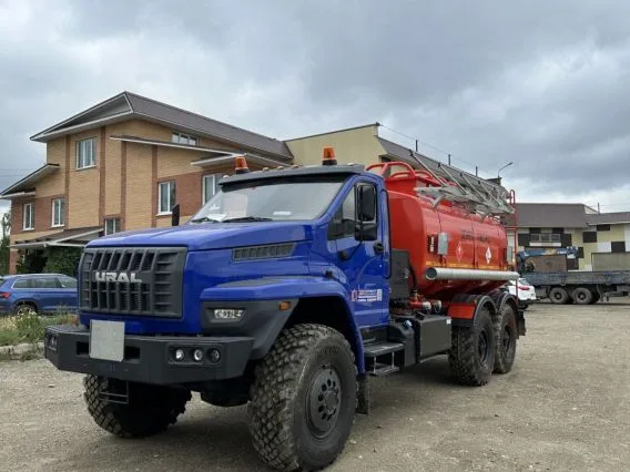 Автотопливозаправщик Урал NEXT 4320-72 2025 года новый