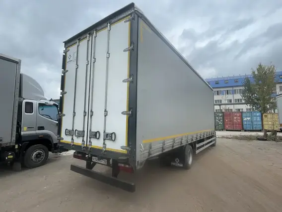 Тентованный грузовик Камаз 43082 2023 года б/у фото 8