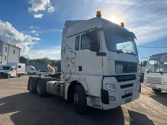Седельный тягач SITRAK c7h 2022 года б/у фото 3