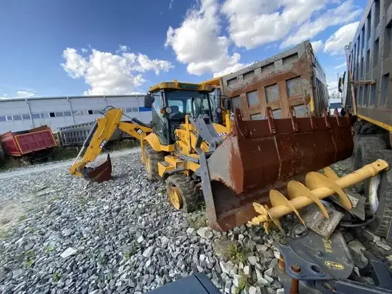 Экскаватор-погрузчик BULL 3SX 2023 года б/у