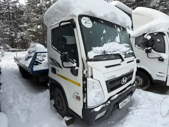 Эвакуатор Hyundai Mighty EX8 2022 года б/у