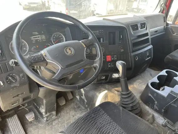 Седельный тягач Shacman SX42584W324C 2022 года б/у фото 8