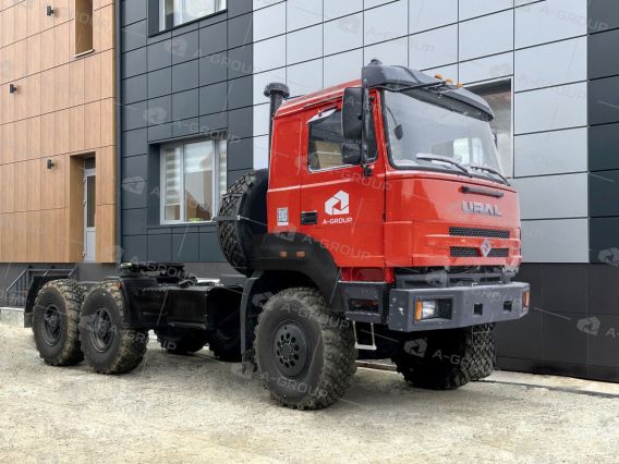 Тягач Урал 5557-82 2026 года новый