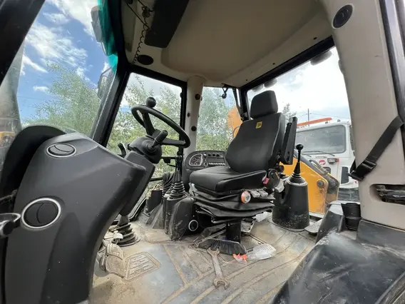 Экскаватор-погрузчик JCB 3CXS14M2NM 2018 года б/у фото 10