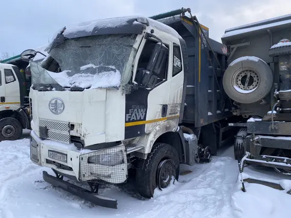 Самосвал FAW J6 2023 года б/у фото 4