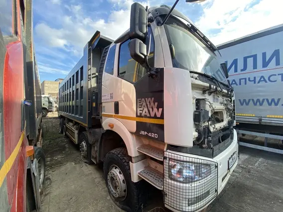 Самосвал FAW J6 2023 года б/у