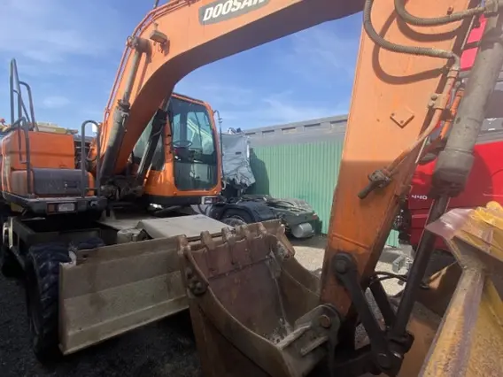 Экскаватор DOOSAN DX140W 2023 года б/у