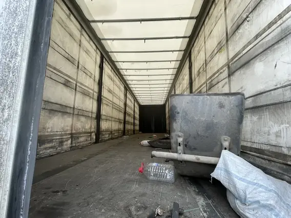 Тентованный полуприцеп UAT SCFG-9226.01 2023 года б/у фото 9