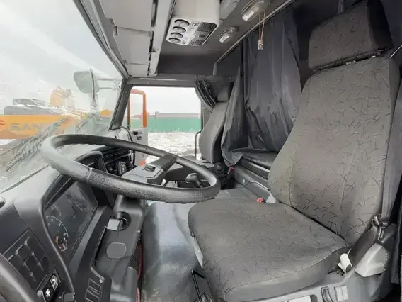 Грузовой специальный КАМАЗ 65115 2022 года б/у фото 6