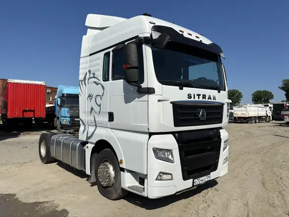 Седельный тягач SITRAK c7h 2023 года б/у фото 3