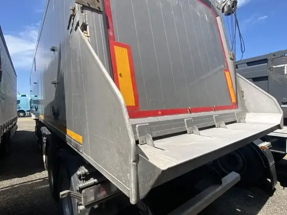 Полуприцеп самосвальный BODEX KIS 4WA1 2023 года б/у фото 6