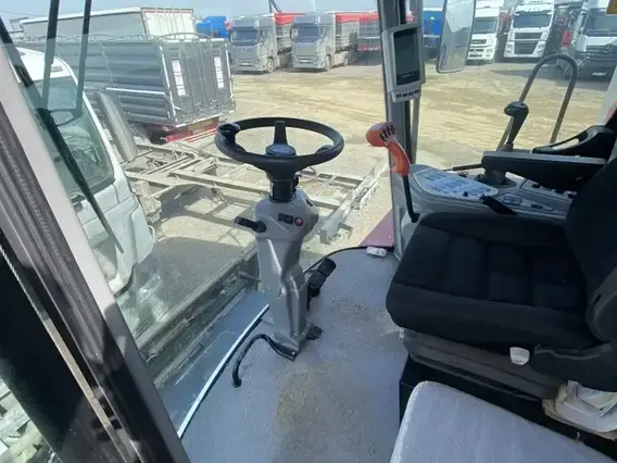 Комбайн РОСТСЕЛЬМАШ S300 Nova 340 2022 года б/у фото 10