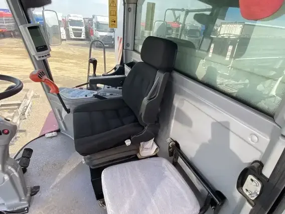Комбайн РОСТСЕЛЬМАШ S300 Nova 340 2022 года б/у фото 11