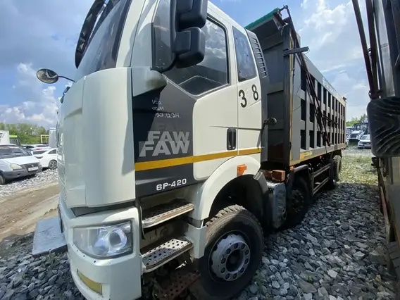 Самосвал FAW J6 2022 года б/у фото 5
