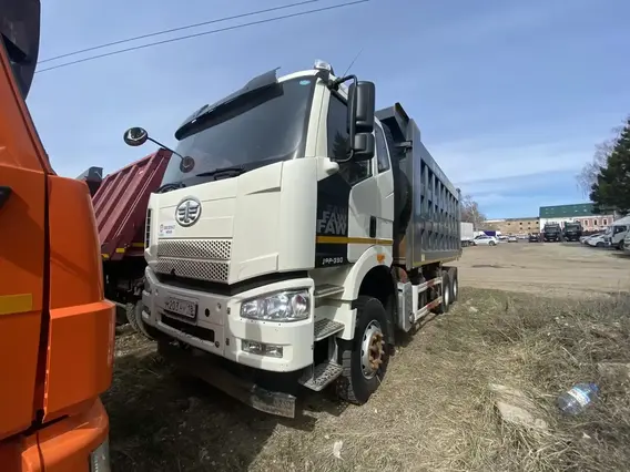 Самосвал FAW J6 2023 года б/у фото 2