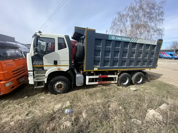 Самосвал FAW J6 2023 года б/у фото 3