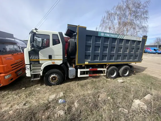 Самосвал FAW J6 2023 года б/у фото 4