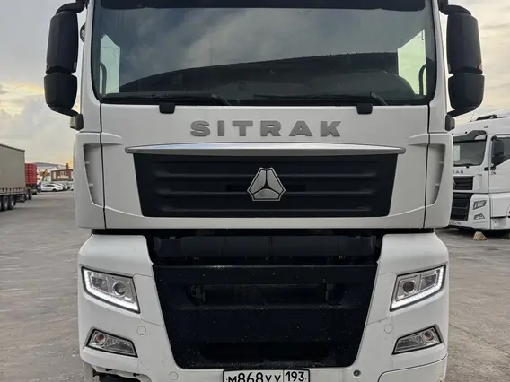 Седельный тягач SITRAK c7h 2023 года б/у фото 2