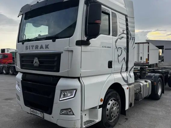 Седельный тягач SITRAK c7h 2023 года б/у фото 3