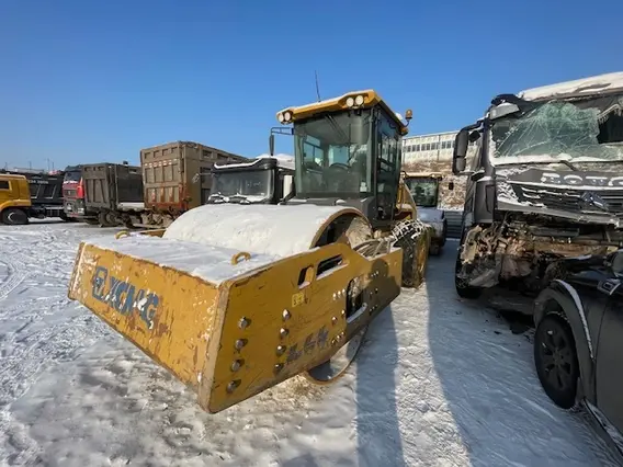 Дорожный каток XCMG XS225 2022 года б/у фото 3