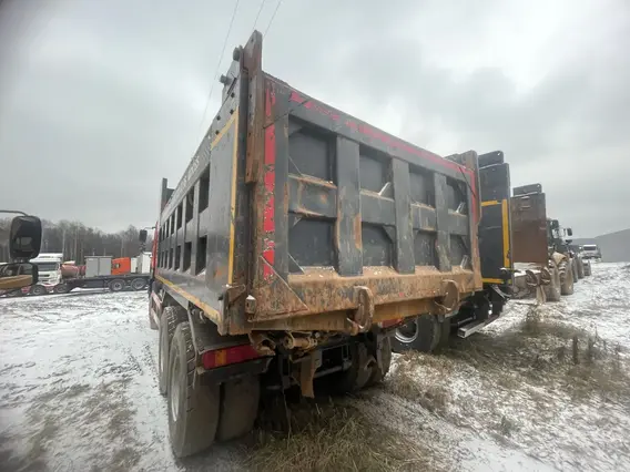 Самосвал Howo HW76 2023 года б/у фото 6