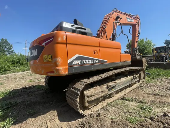 Экскаватор DEVELON DX300LCA-7M 2023 года б/у фото 8