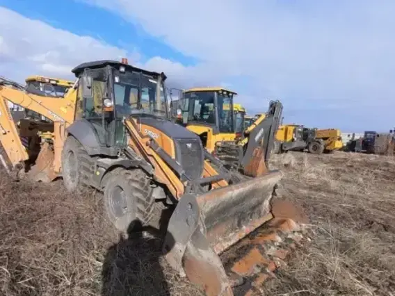Экскаватор-погрузчик CASE 570SV 2023 года б/у