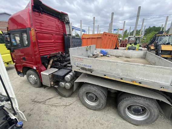 Седельный тягач Shacman SX42584W324C 2022 года б/у фото 6