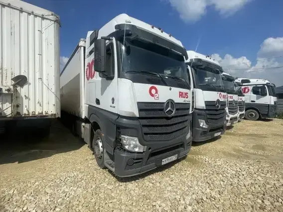 Седельный тягач Mercedes-Benz Actros 2020 года б/у