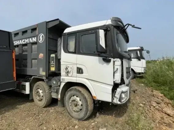 Самосвал Shacman SX33186W366C 2022 года б/у