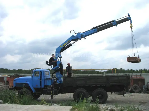 Самопогрузчик Урал 4320 б/у