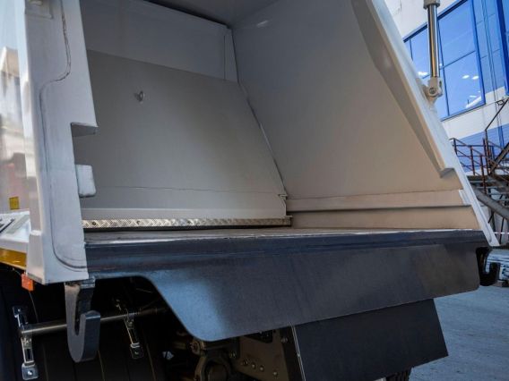 Мусоровоз Howo t5g 2025 года новый фото 8