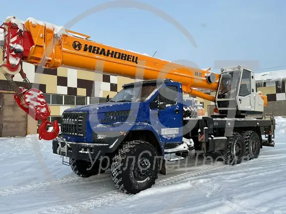 Автокран Урал NEXT 4320-72Е5 Ивановец КС-45717-2Р 2025 года новый фото 8