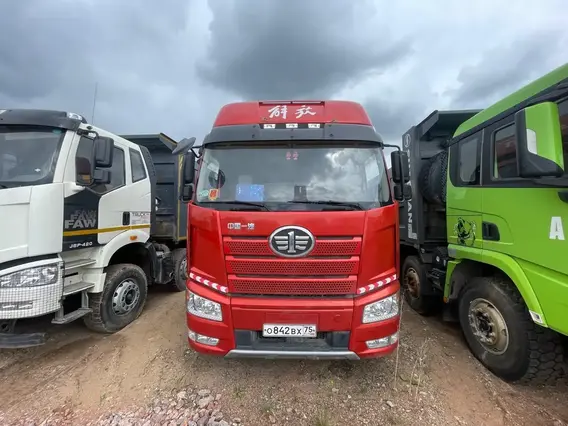 Седельный тягач FAW J7 LNG 2022 года б/у фото 3