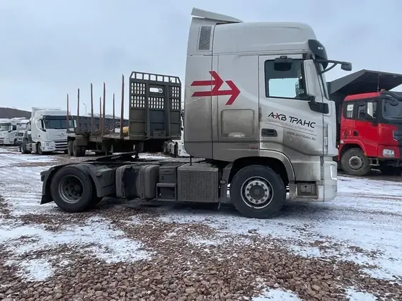 Седельный тягач Dongfeng DFH4180 2023 года б/у фото 8