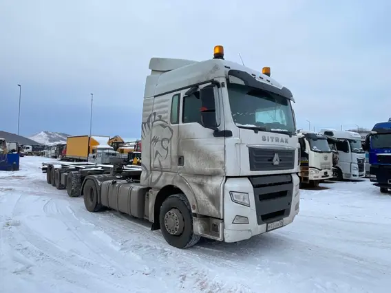 Седельный тягач SITRAK c7h 2023 года б/у фото 2