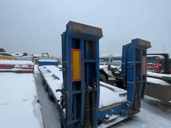 Полуприцеп-тяжеловоз ЧМЗАП 99903-055 2023 года б/у фото 8