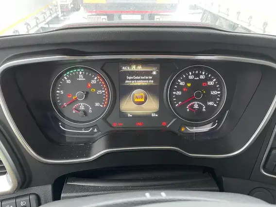 Седельный тягач JAC K7 2023 года б/у фото 9