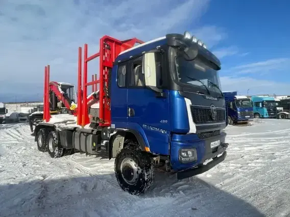 Сортиментовоз с КМУ Shacman SX32586T384C 2023 года б/у