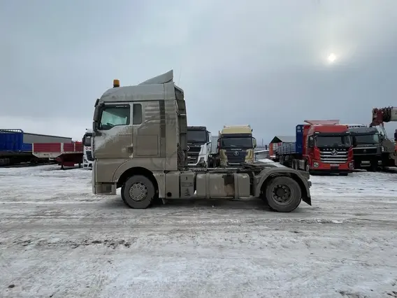Седельный тягач SITRAK c7h 2023 года б/у фото 4