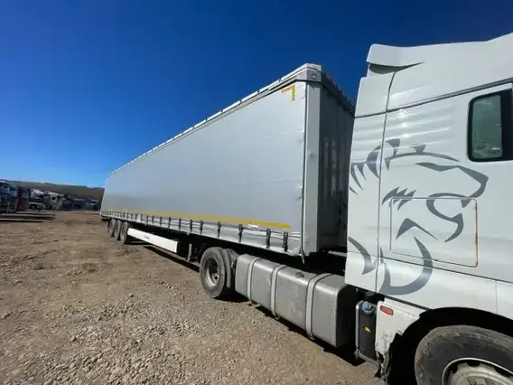 Тентованный полуприцеп Krone SD 2022 года б/у