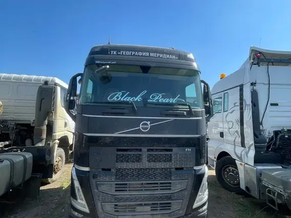 Седельный тягач Volvo FH 2022 года б/у фото 3