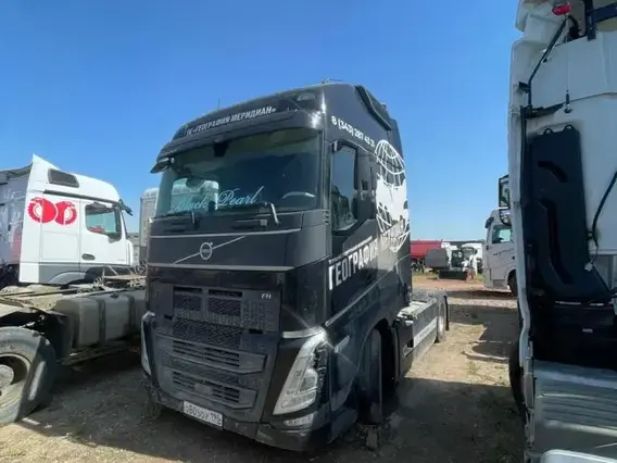 Седельный тягач Volvo FH 2022 года б/у