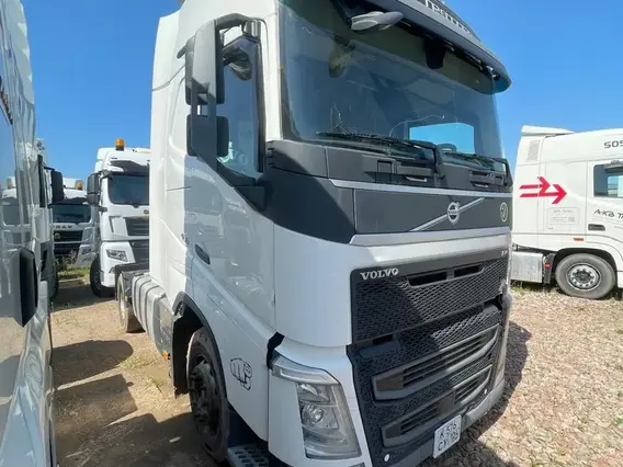 Седельный тягач Volvo FH 2021 года б/у фото 4