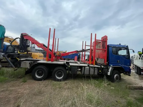 Сортиментовоз с КМУ Shacman SX32586T384C 2023 года б/у фото 9
