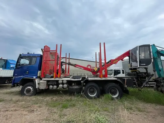Сортиментовоз с КМУ Shacman SX32586T384C 2023 года б/у фото 5
