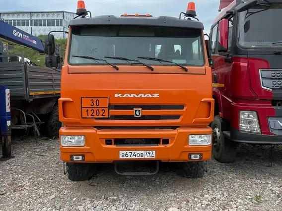Автотопливозаправщик Камаз 43118 2023 года б/у фото 3