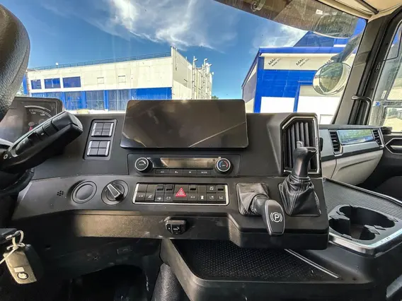 Тягач Sinotruk Sitrak c7h 2024 года новый фото 10