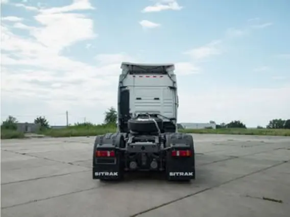 Седельный тягач Sinotruk Sitrak c7h 2026 года новый фото 4