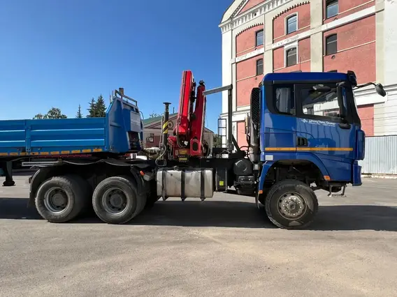 Седельный тягач Shacman SX32586V385 2023 года б/у фото 6